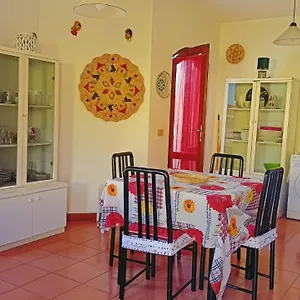 https://casa-rosa-1-piano.in-sardinia.net