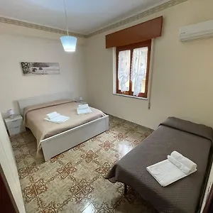 Appartamento Angela & Luigi House, Campofelice Di Roccella