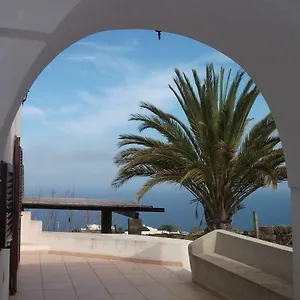 Casa vacanze Dammuso Levante In C/da Tracino A Pantelleria, Kamma