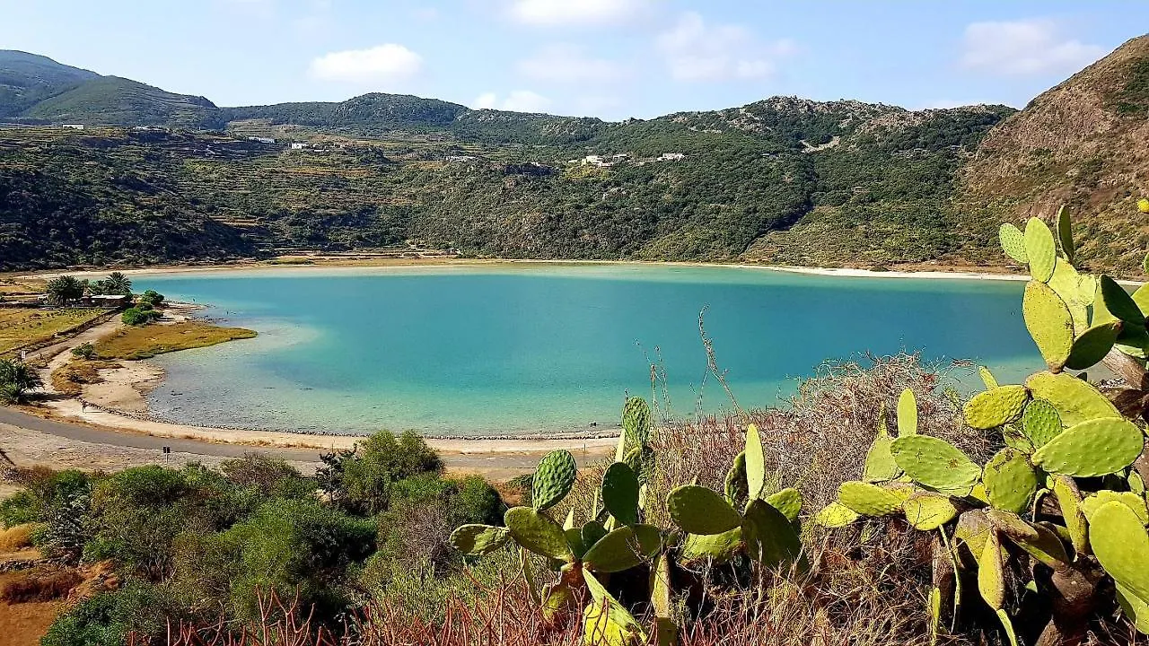 Dammuso Pantelleria - Fiori D'Ossidiana Apartment Kamma 0*,  Italy